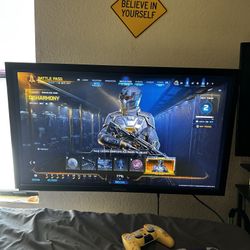 42” TV/GAMING MONITOR + WALL MOUNT + SOUND BARS