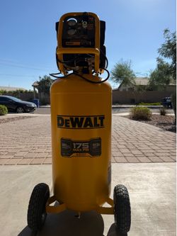 Dewalt 26 gallon ultra quiet air compressor