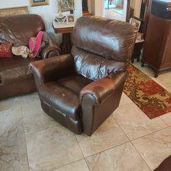 Lay Z Boy Recliner For Cheap Must Take Today