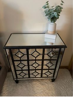 Glass dresser