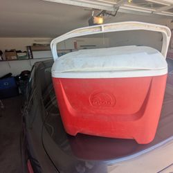 Igloo Ice Chest