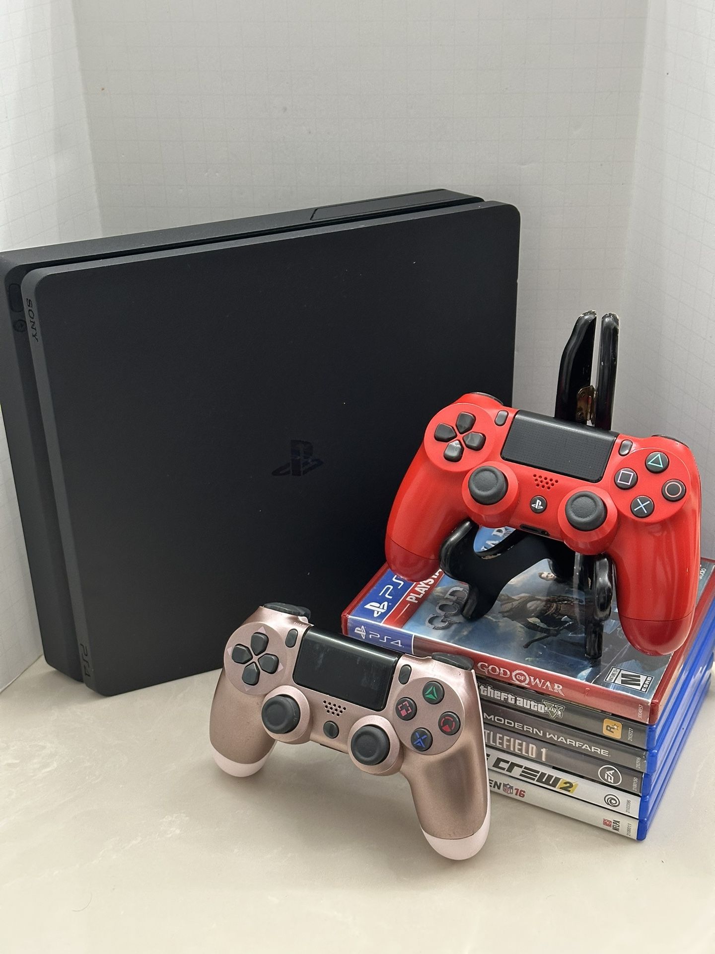 Sony PS4 Slim