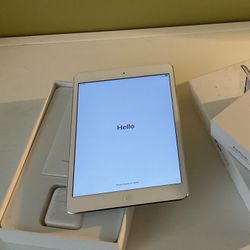 🔥 iPad Mini 2 WiFi + Cellular (Carrier Unlocked) + AirPods 3rd Gen. - $95 or Best Offer