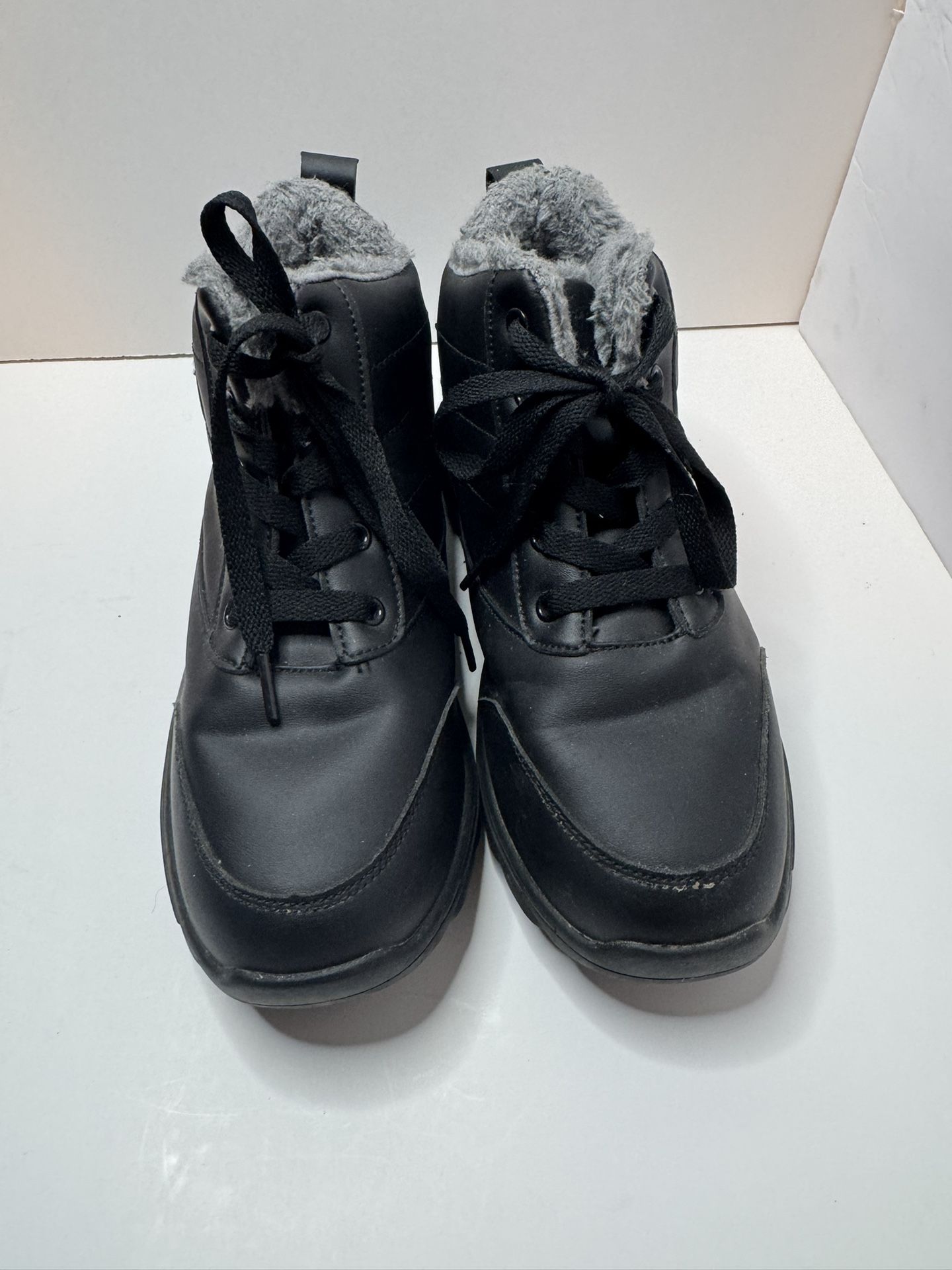 BomKinta Snow Boots Size EU40/US10