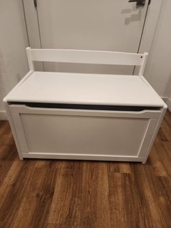 Melissa & Doug white wooden toy chest
