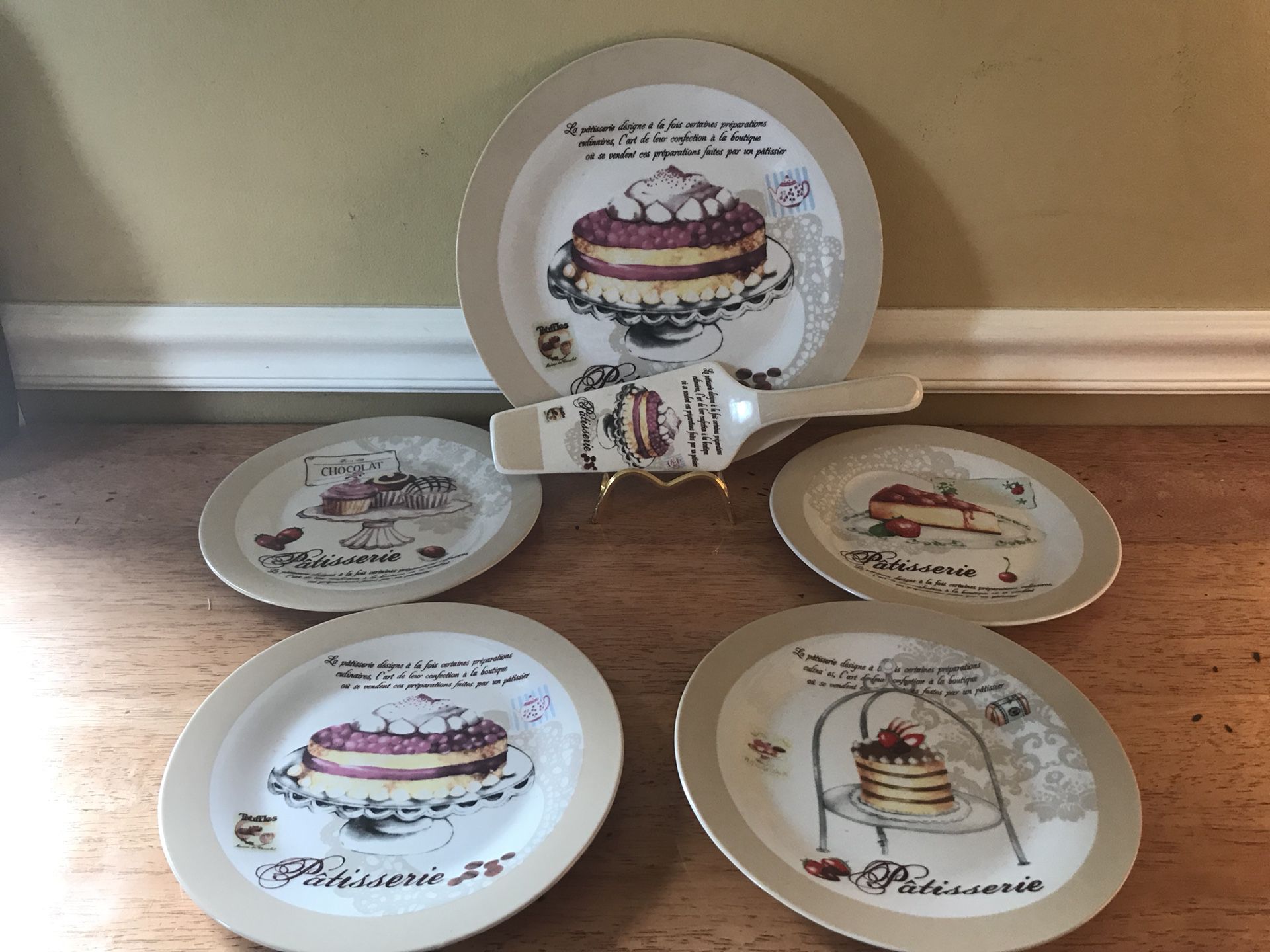 Italchef Cake Plate & Dessert Plates Set
