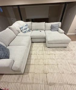 Bayside sectional, 5 seats with chase