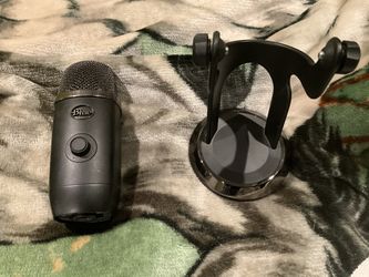 Blue Yeti Microphone ( Negotiable )