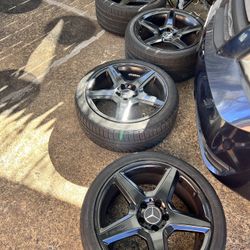 Set of 18” Rims Thumbnail