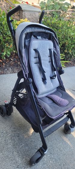 Maxi-Cosi Ultra Compact Stroller