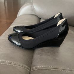  Olivia & Grace Women's Wedge Heels 