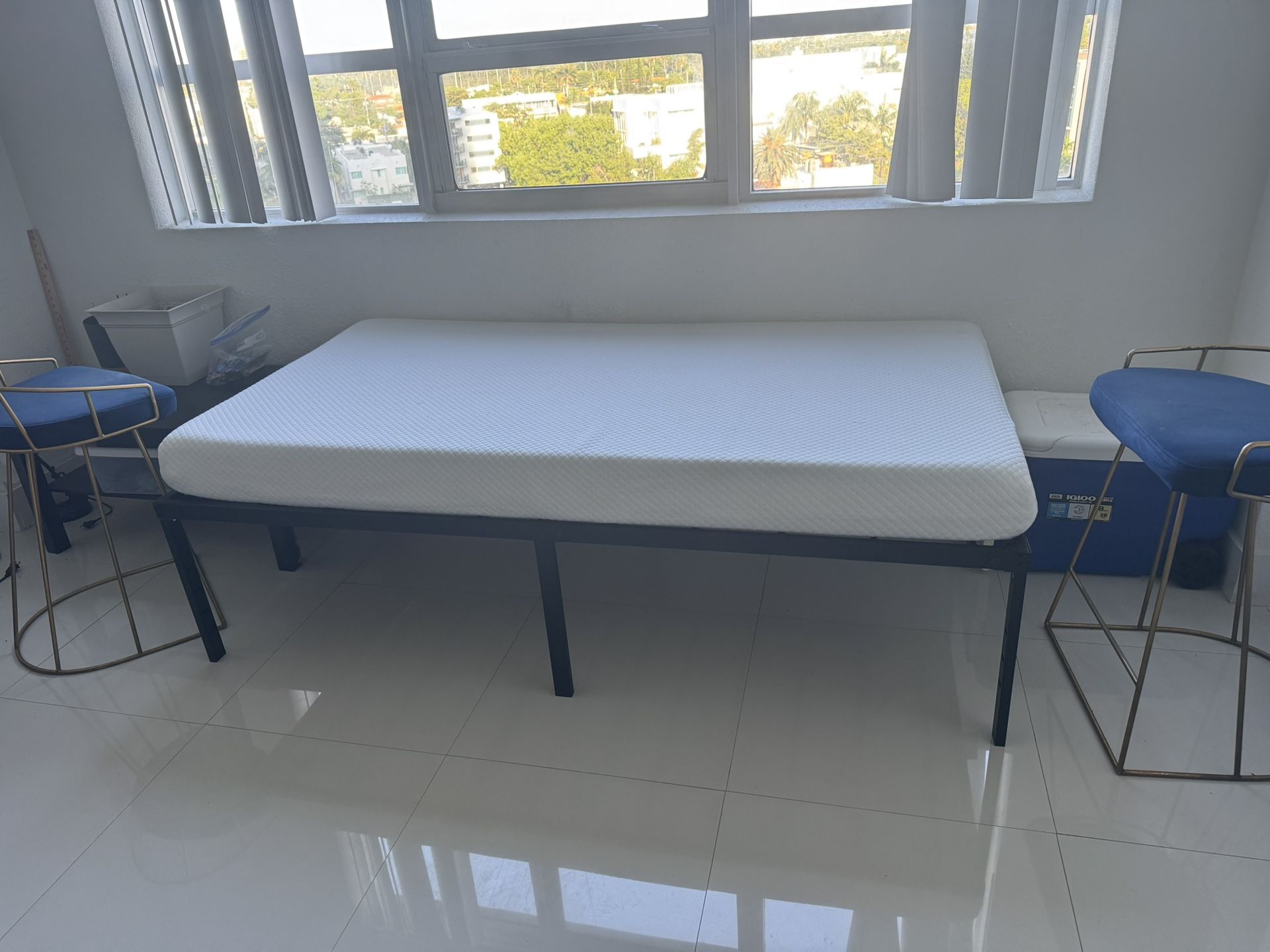 Bed Twin With Mattress 