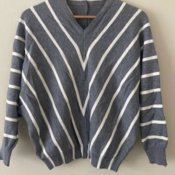 Color Blocked Bat Sleeve Knitted  Sweaters For Women’s Autumn And Winter New Style, Washionable And Stylish Design Niche Round Neck Pullover 