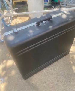 Briefcase good for storage it’s fiberglass