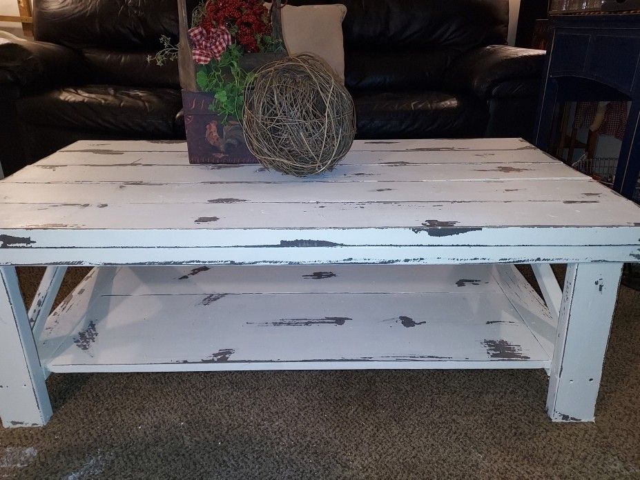 Farmhouse House Style Coffee And End Table