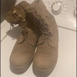 Size 10R ARMY GRADE BOOTS