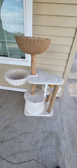 Cat Tree ( Used