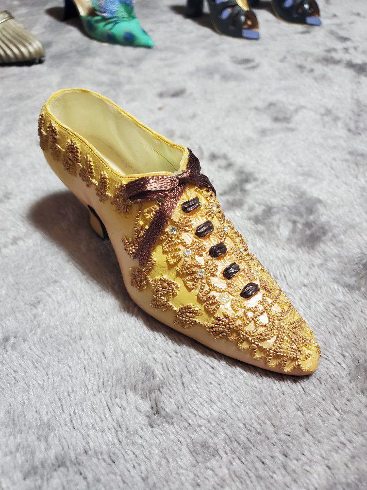 VintageStyle Miniature Shoe Figurine Popular Imports