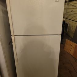 Whirlpool Refrigerator 
