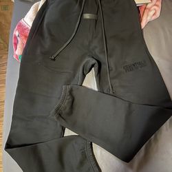 Essentials Fear of God Sweats New MEDIUM men
