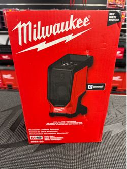 Milwaukee Bluetooth speaker