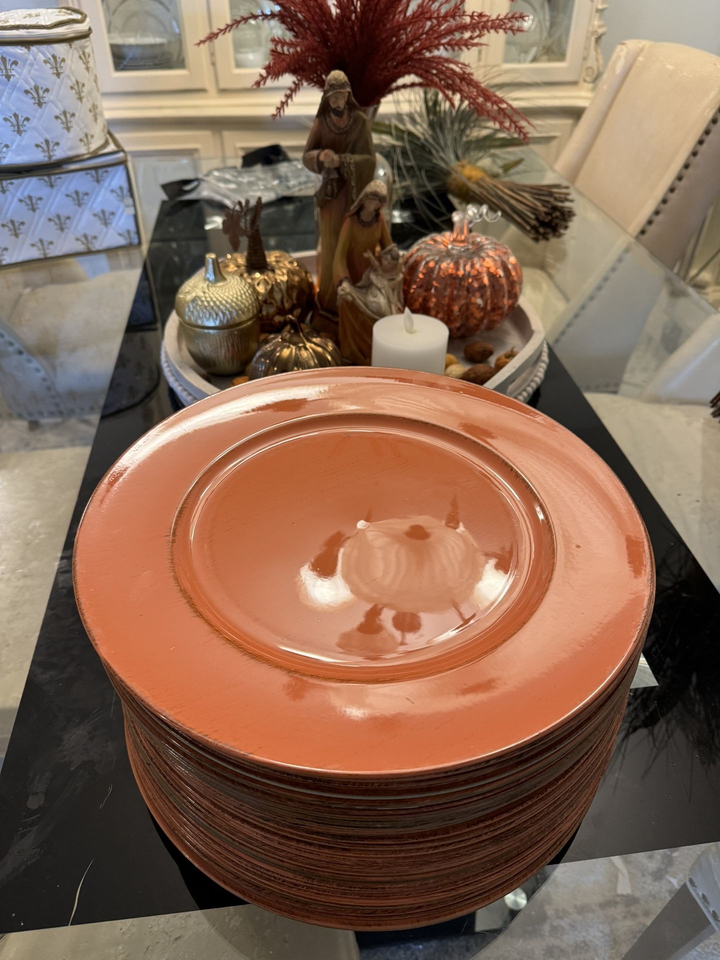 38 Charger Plates