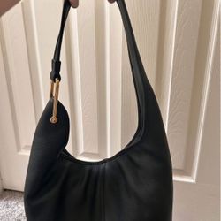 NWT- Michael Kors MD HOBO SHLDR - Blk leather