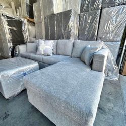 MULIT FUNCTIONAL BRAND NEW LIGHT GREY SECTIONAL 