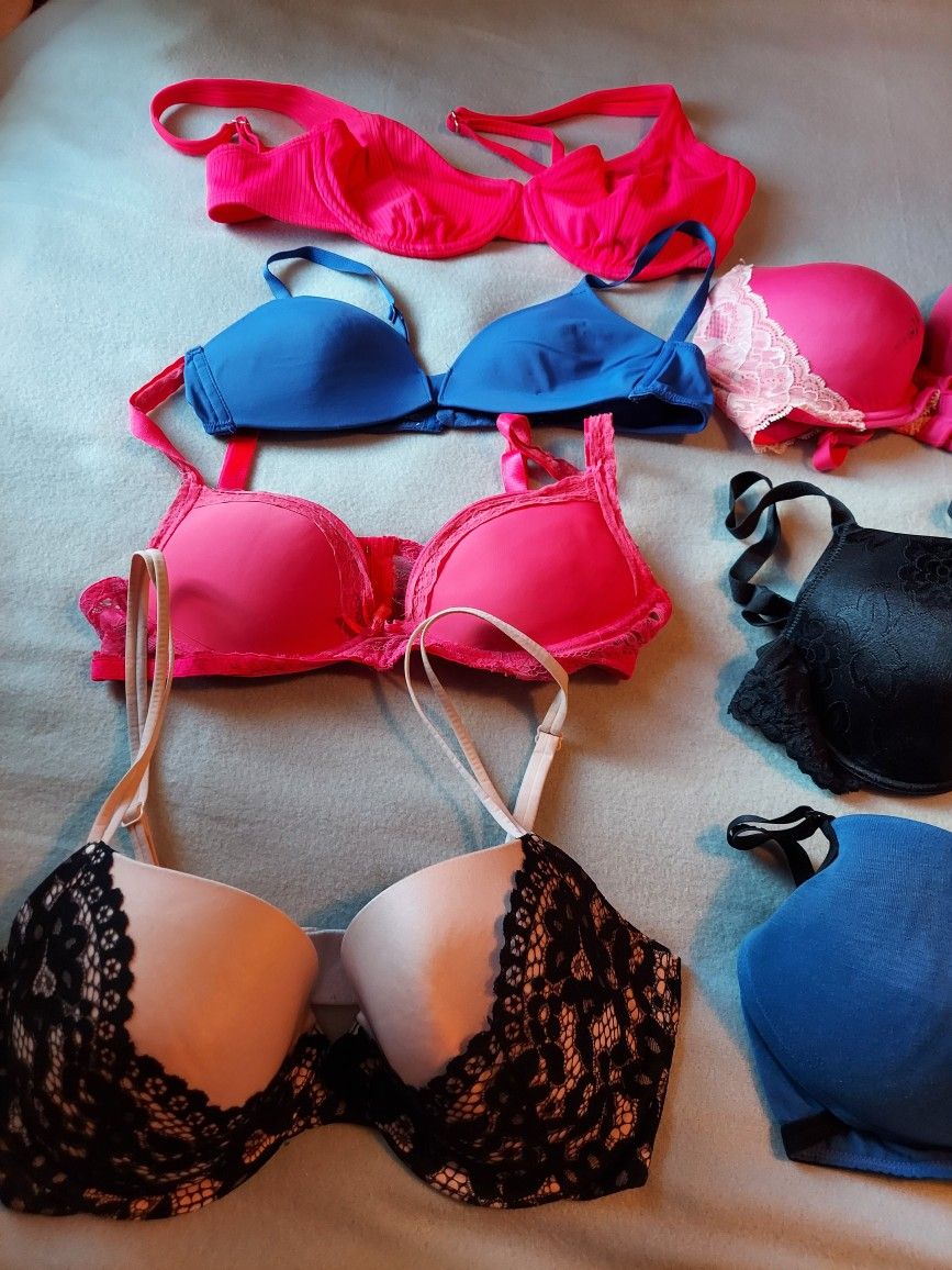 Bras Women Size 34, D, C