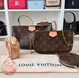 Original crossbody monogram