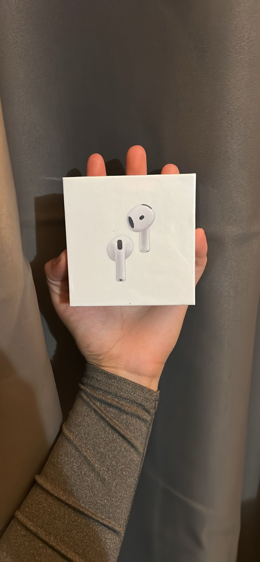 AirPod Gen 4