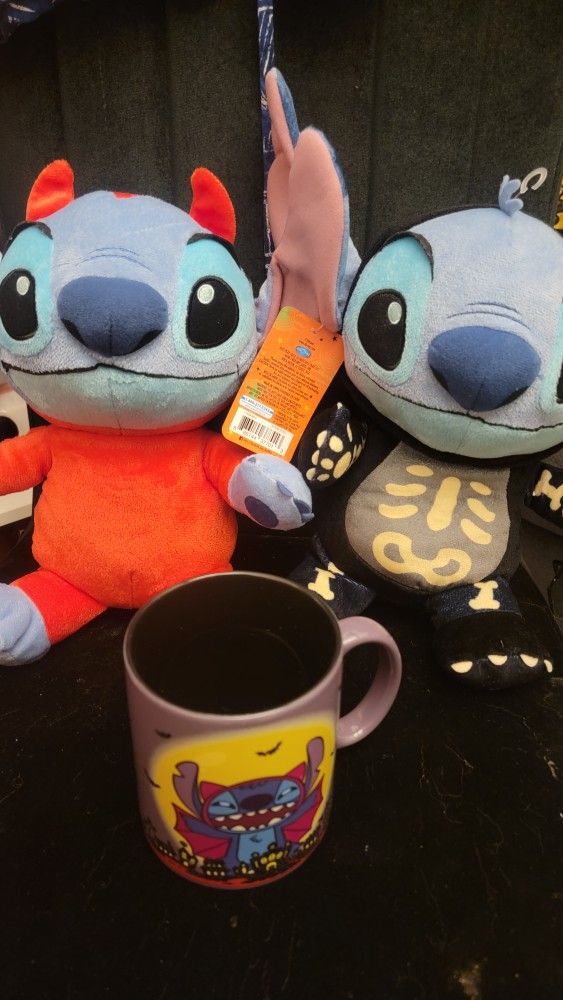 whatever you like from my page I change things from Mickey mouse halloweenlo que gustes de mi página hago cambio de cosas de Mickey mouse halloween