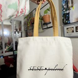 L V Foundation tote bag(Authentic)