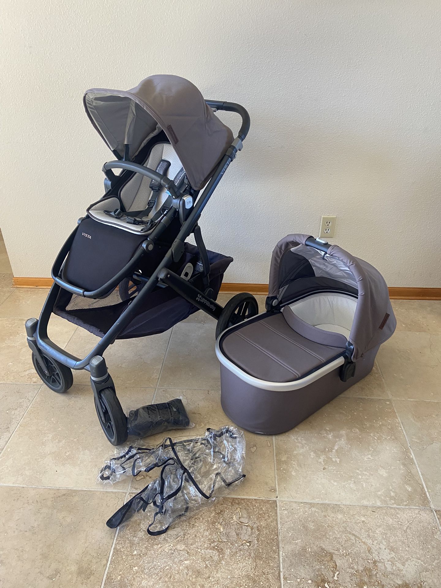 Uppababy Vista Stroller with Bassinet Theo