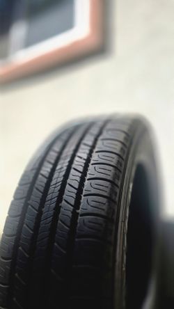 225 60 18 goodyear assurance used tires