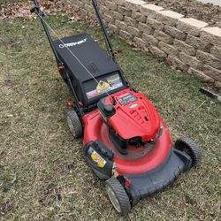 Troy bilt 21 push mower 675 series 190cc