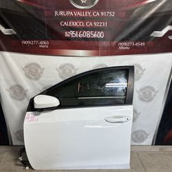 DR5213-001 2014-2019 Toyota Corolla Driver Rear Door Assy 