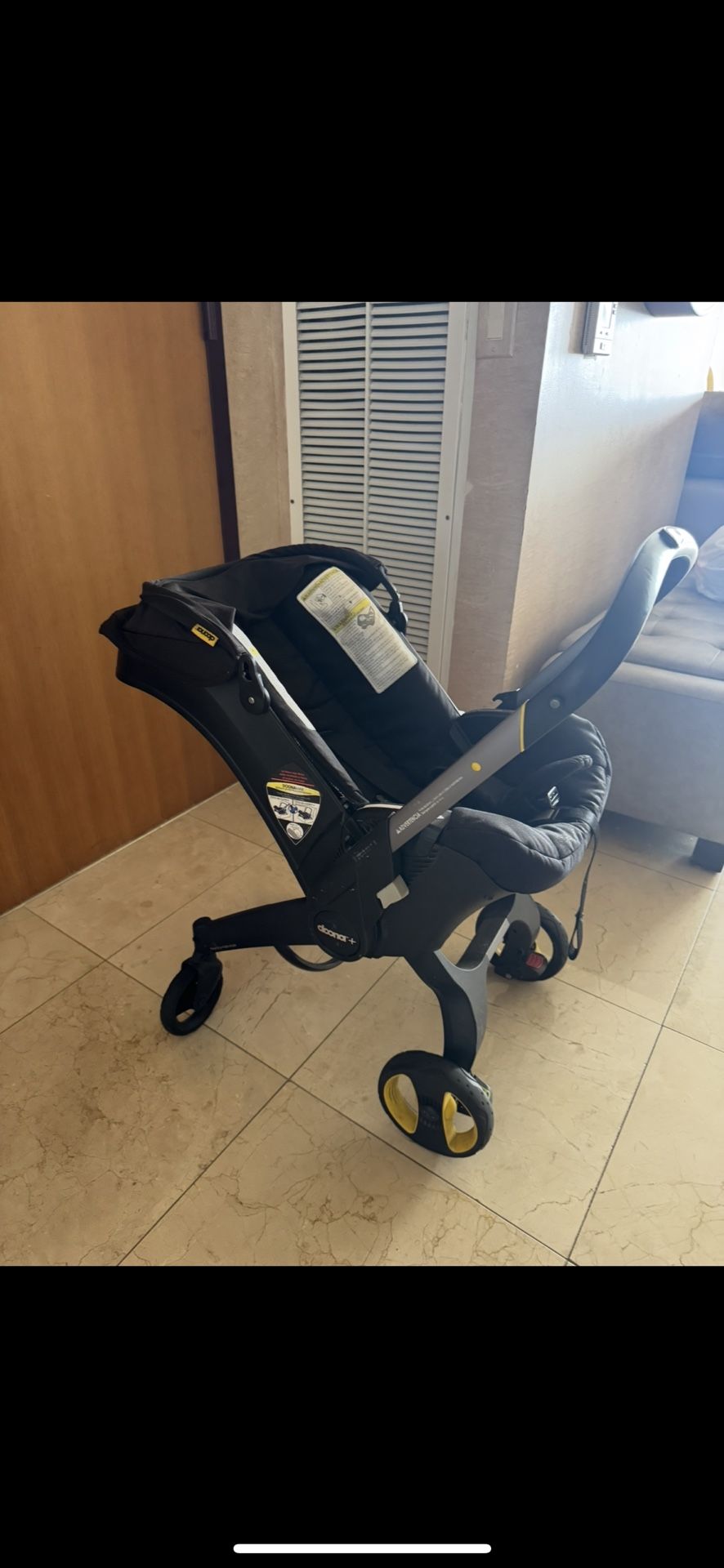 Doona Infant Car Seat & Stroller Combo – Fully Functional, Gently Used
