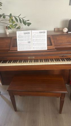 Currier Piano