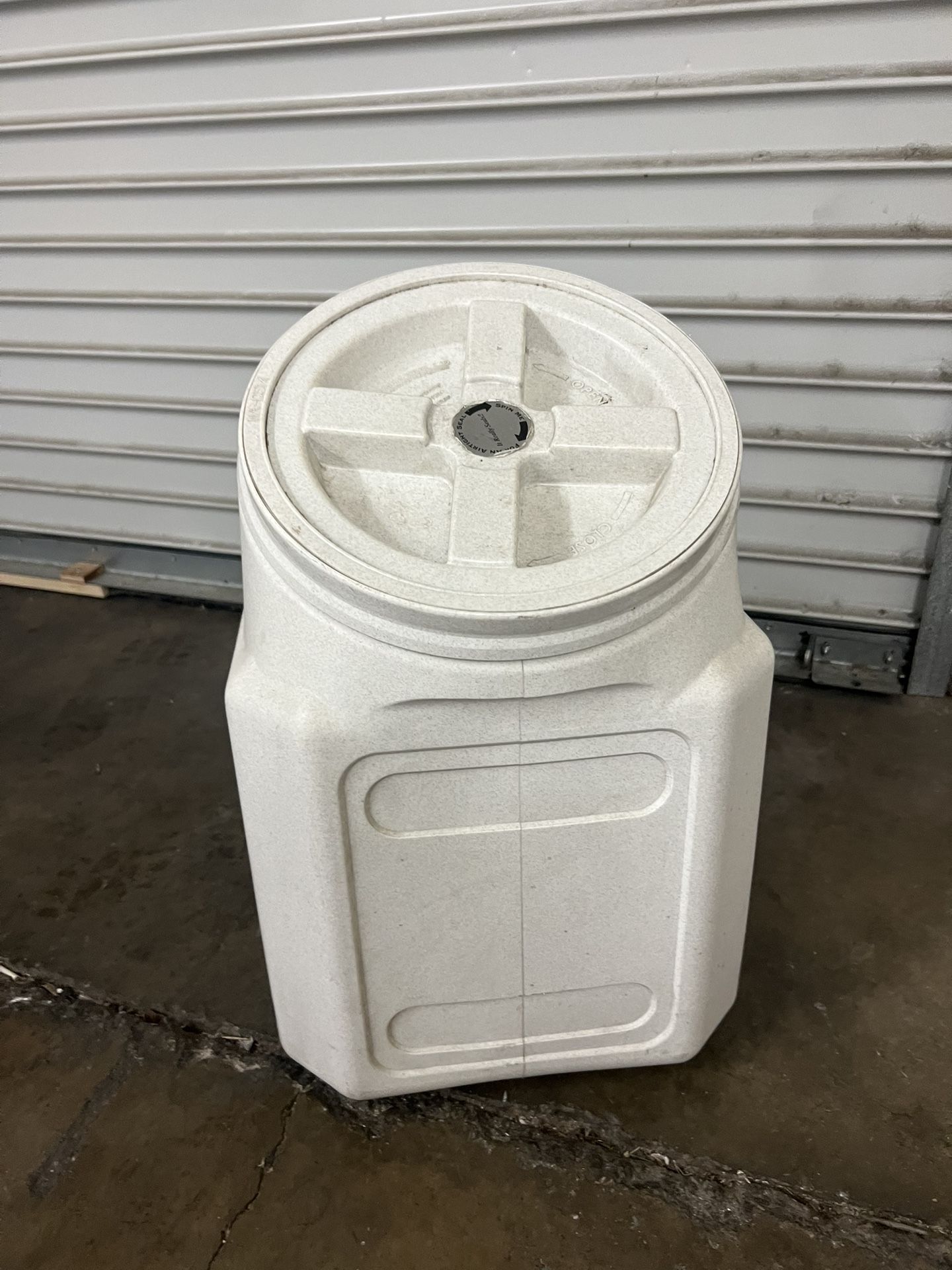 Big 50 Lb Dog Food Storage