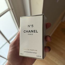 Chanel N°5 Paris Eau De PARFUM 3.4oz - Brand New 