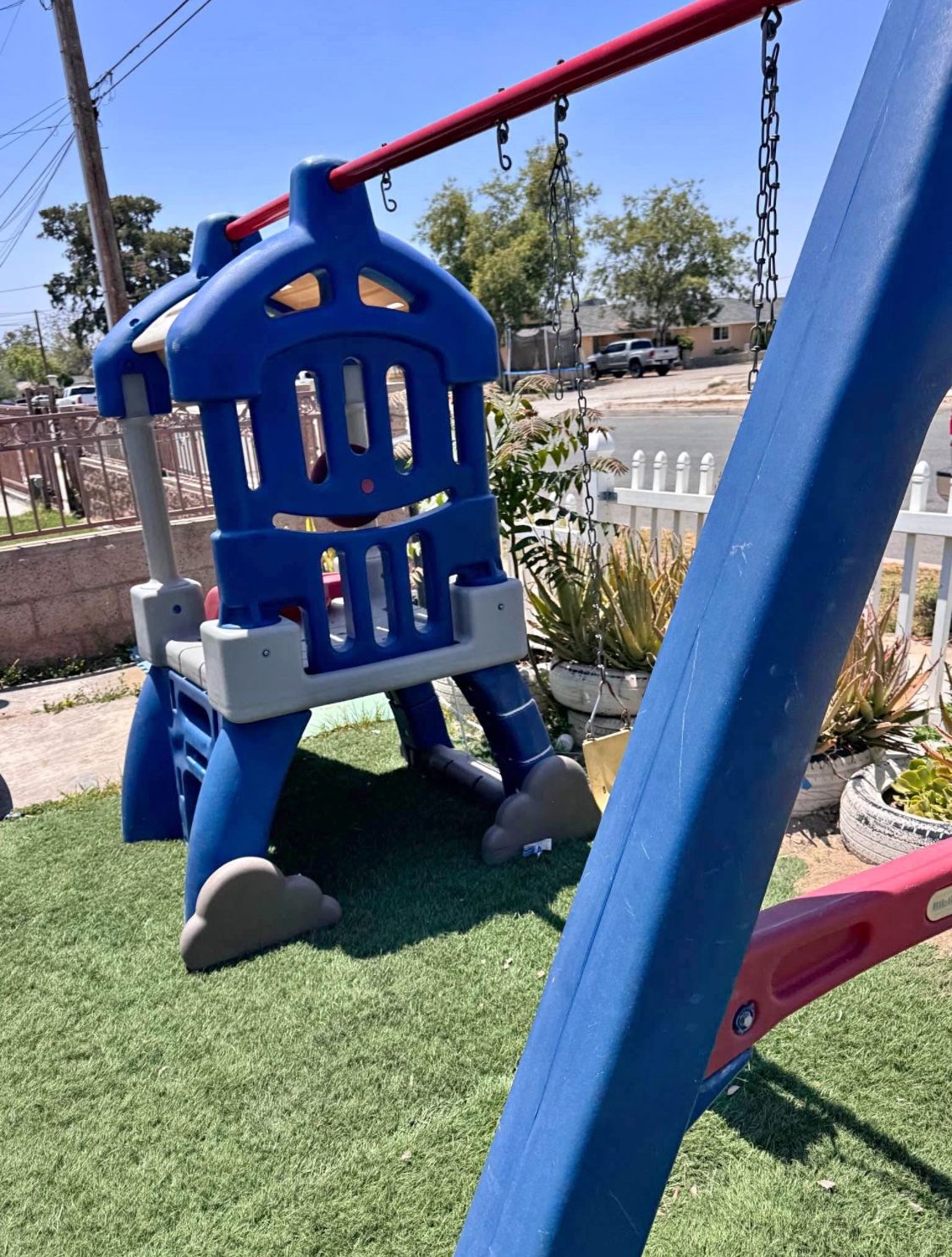Swings Set