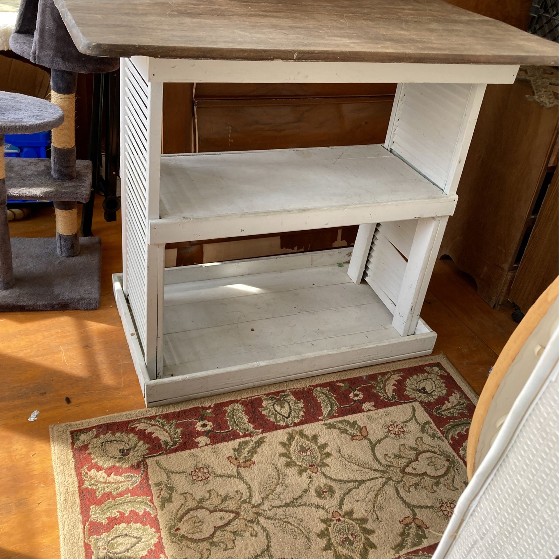Kitchen Shelving
