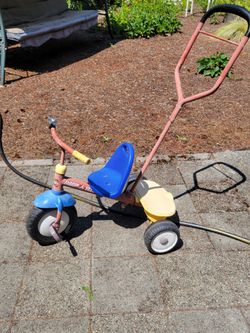 Radio Flyer trike with handle