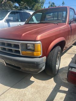 1992 Dodge Dakota