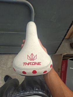 Throne bike seat