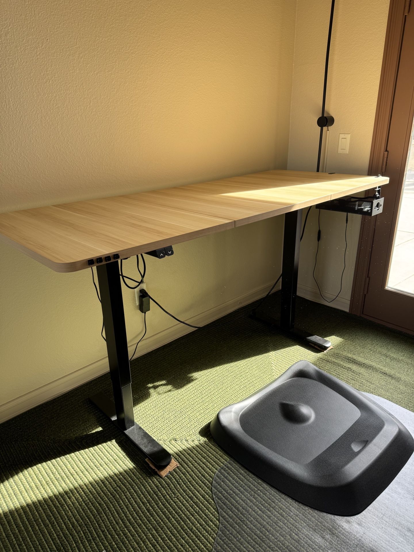 XL Standing Desk 71x30 (Bundle)