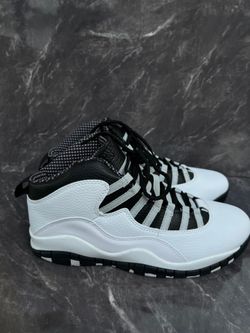 Jordan 10, Mens size 10, color white, black, steele grey