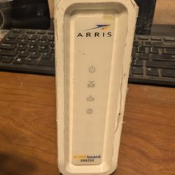 Arris SURFboard SB8200 DOCSIS 3.1 Cable Modem – Works Great