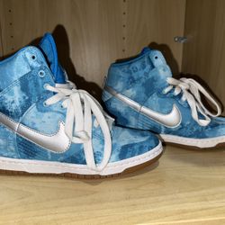 Women’s Nike x Vintage Nike Dunk Hi Sky Print Size 7W
